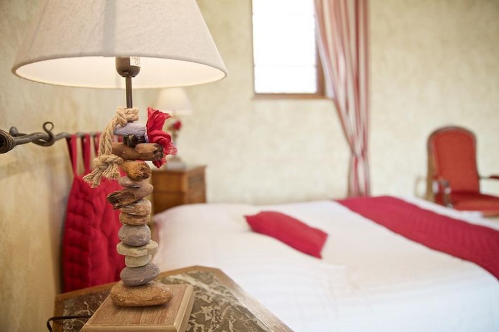 Bed and Breakfast La Grange De Boulaines Meru Номер фото